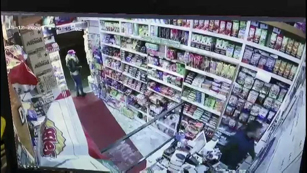İstanbul'u karıştıran kadın! Hem soydu hem de soyundu! - 4