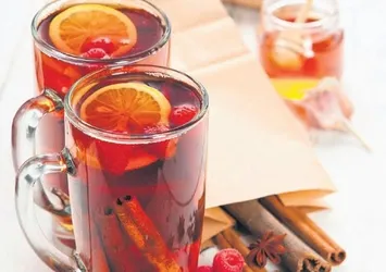 Soğuk çay fazla kiloları eritiyor