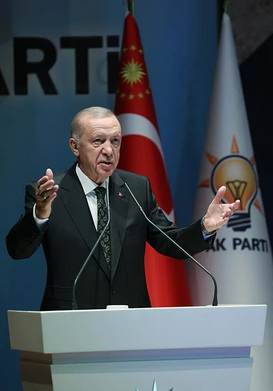 baskan-erdogandan-siyasette-yeni-donem-vurgusu-yumusama-iklimi-turk-siyasetinde-hakim-olmali-1715698739425.jpeg