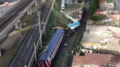 İzmir’de vagon raydan çıktı