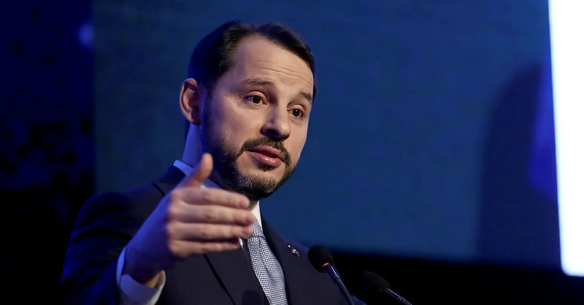 Bakan Berat Albayrak ekonomistlerle bir araya geldi! Önemli mesajlar...