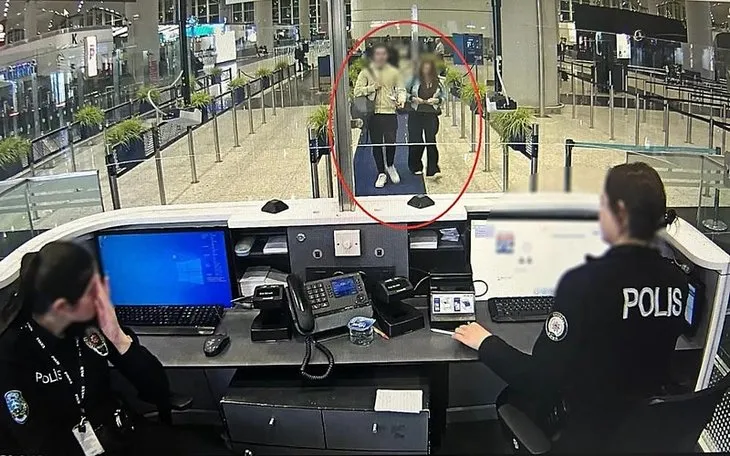 Canavar Eylem Tok ve katil oğlu Timur Cihantimur New York’ta güle oynaya gezdi! Aci ailesinin ’gülümseme’ isyanı