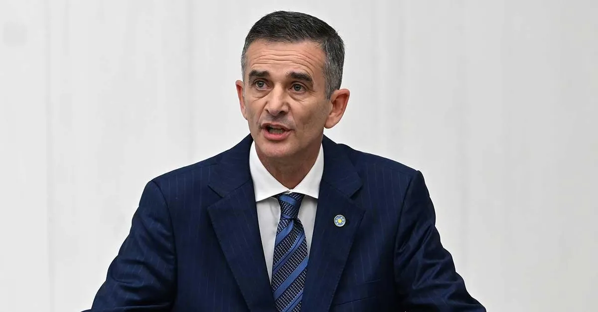 Ümit Dikbayır'dan CHP fondaşı Sözcü'de itiraf etti! "Adnan Beker gibi Erdoğan'a oy verenlerde var"
