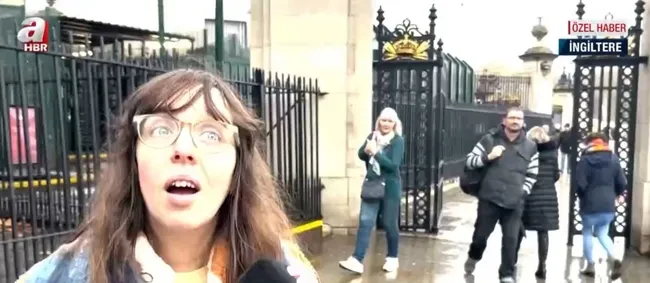 prens-harrynin-kitabi-gundeme-bomba-gibi-dustu-ingilizler-prens-harryye-tepkili-1673519127096.jpg Prens Harry’nin kitabı gündeme bomba gibi düştü! İngilizler Prens Harry’ye tepkili - 6
