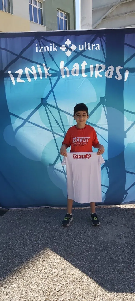 BAKUT’un genç sporcusu Emir Kaan Kebapçı’dan örnek kampanya! Bursa Lösemili Çocuklar Derneği adına koştu