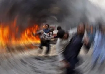 Bağdat'ta bomba yüklü araçla saldırı: 23 ölü