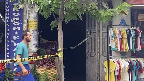 Son dakika: İstanbul'da hareketli dakikalar: Şüpheli çantadan el bombası çıktı - 2