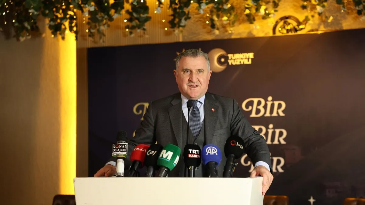 Bakan Bak: "Bu millete hizmet etmeye devam edeceğiz"