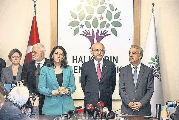 yeniden-refah-partisi-genel-baskani-fatih-erbakandan-a-haber-ekranlarinda-onemli-aciklamalar-1682707777320.jpg Yeniden Refah Partisi Genel Başkanı Fatih Erbakan'dan A Haber ekranlarında önemli açıklamalar