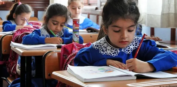 MEB yeni müfredat açıklandı mı? Yeni müfredat değişikliği nedir, ne zaman uygulanacak? Hangi sınıfların ders programı değişecek?