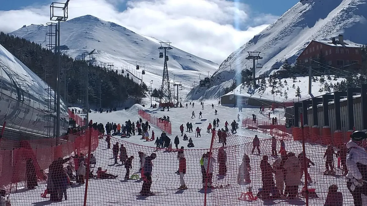 Palandöken Kayak Merkezi'nde çığ! Ölü ve yaralı var mı? Erzurum Valisi Mustafa Çiftçi ahaber.com.tr'ye konuştu