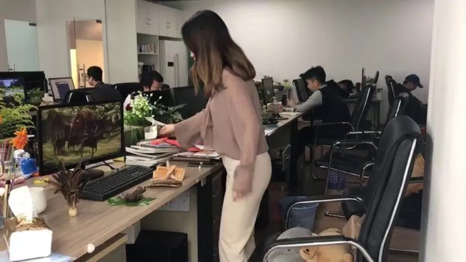 Ofiste yaptığıyla herkesi şaşırttı
