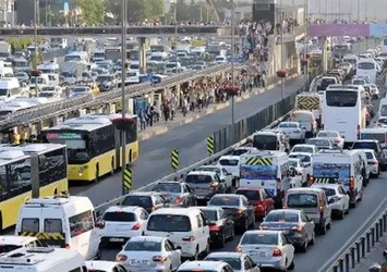 İstanbul'da bazı yollar trafiğe kapatılacak