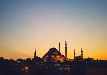 İstanbul, Mersin, İzmir iftar ve sahur saatleri!