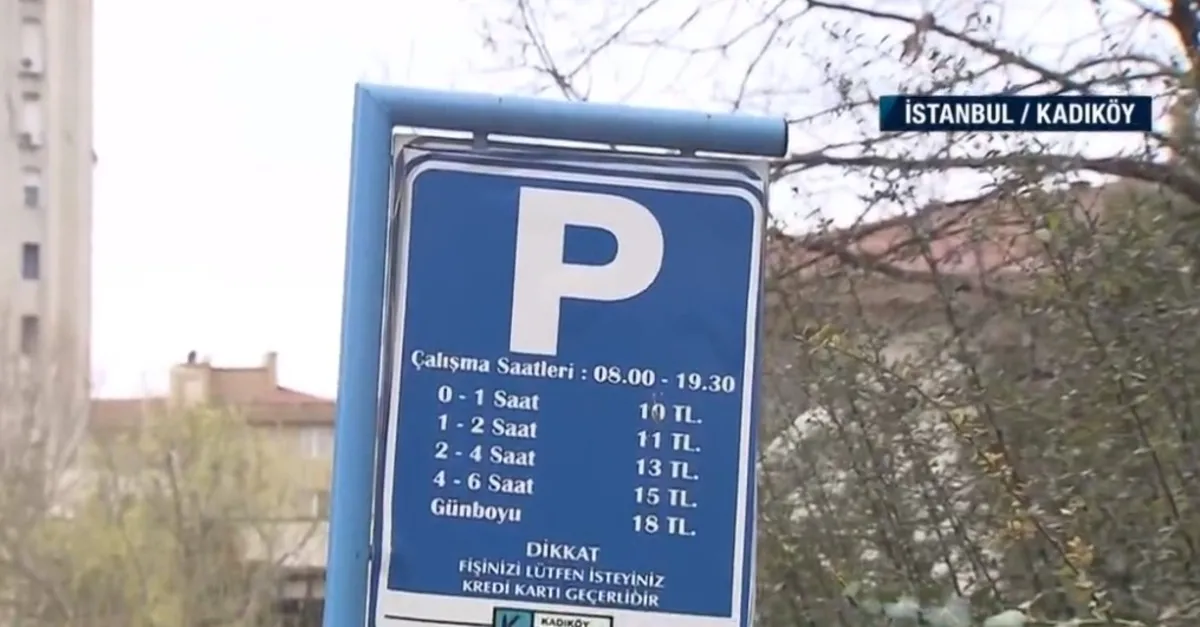 Vatandaşlardan CHP’li İstanbul Kadıköy Belediyesi'ne "ücretli otopark" tepkisi
