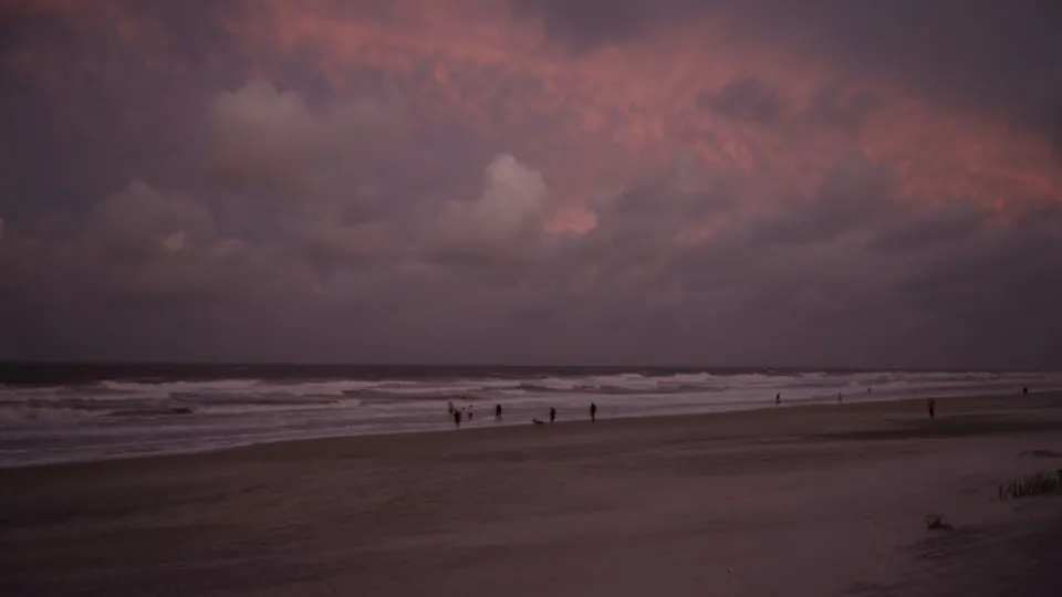 Dorian kasırgası ABD'ye ulaştı! Florida'yı etkisi altına almaya başladı!