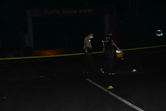 İzmir'de korkunç olay! Trafik cezasını ödemeyen akrabasını bıçaklayarak öldürdü - 4