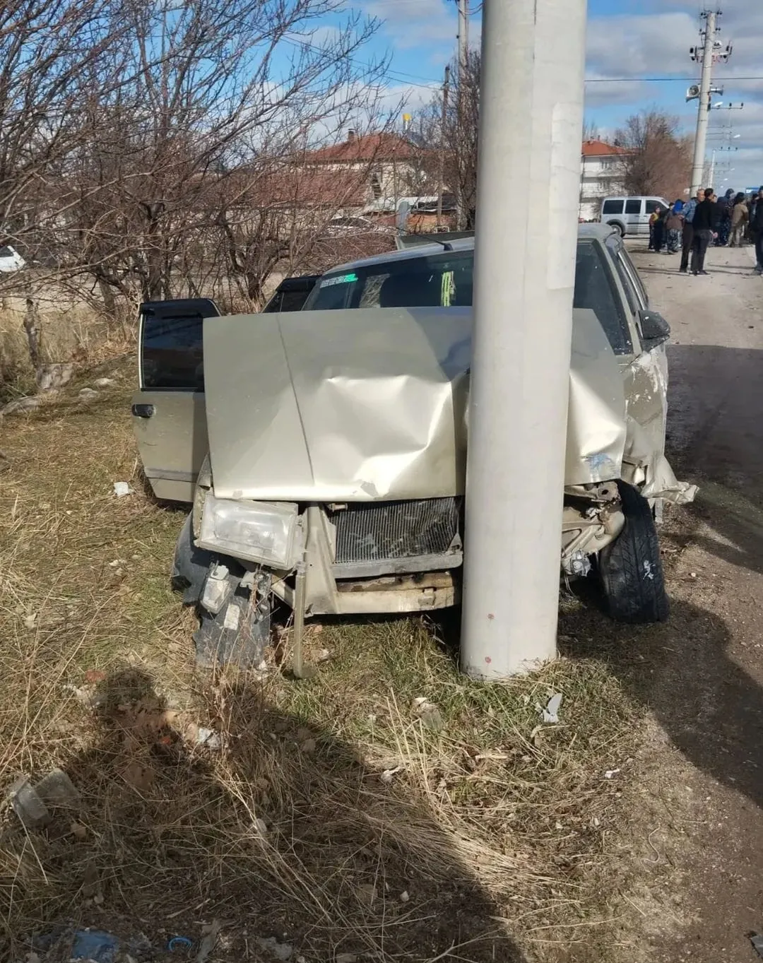 Otomobil mopede çarptı: Anne öldü oğlu ağır yaralandı