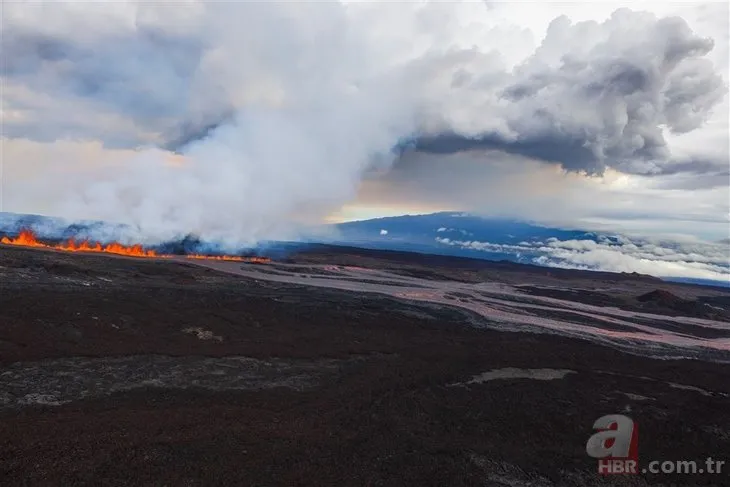 38 yıllık uykusundan uyandı! Mauna Loa Yanardağı havadan görüntülendi