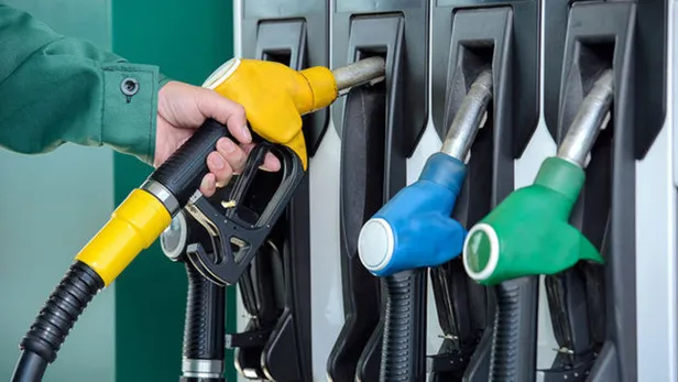 Akaryakıt fiyatları son dakika: Benzin ve motorine indirim geldi mi? 29 Mart güncel benzin, gaz, motorin fiyatları ne kadar, kaç TL oldu? İstanbul, Ankara... - 5