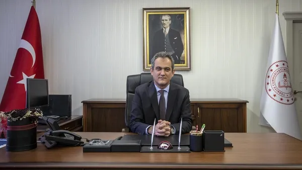 Milli Eğitim Bakanı Mahmut Özer’den öğretmenlere destek mesajı