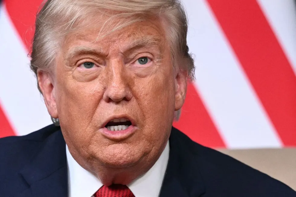 ABD Başkanı Donald Trump: Metni beğenmezsem füzeyi yerler - 2