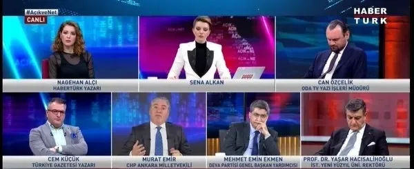 ÖĞRETMENLERDEN CHP’YE PROTESTO! Genel Merkez’e siyah çelenk bıraktılar