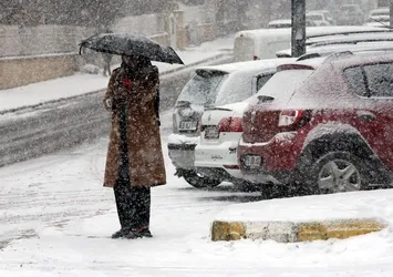 Donacağız! ❄️ Meteoroloji açıkladı: Sıcaklıklar 10-18 derece düşecek