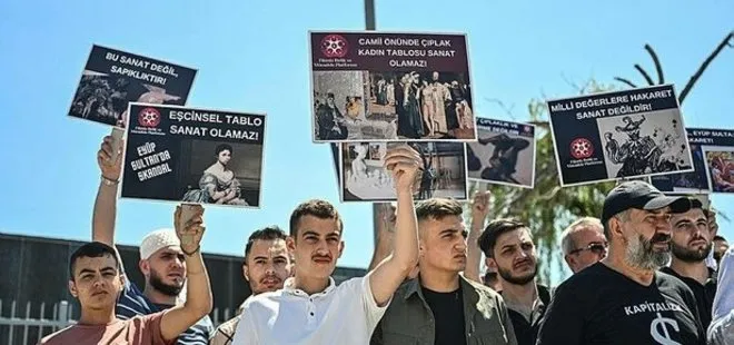 CHP’li İBB’nin Eyüpsultan’da açtığı rezil sergiye protesto! LGBT propagandası, Gezi güzellemesi ve İslam’a hakaret içerikli tablolar…