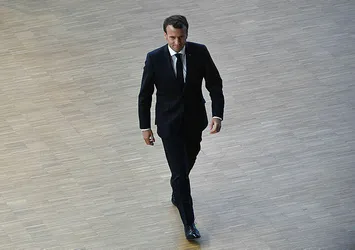Fransa Afrika'yı sömürmeye devam ediyor