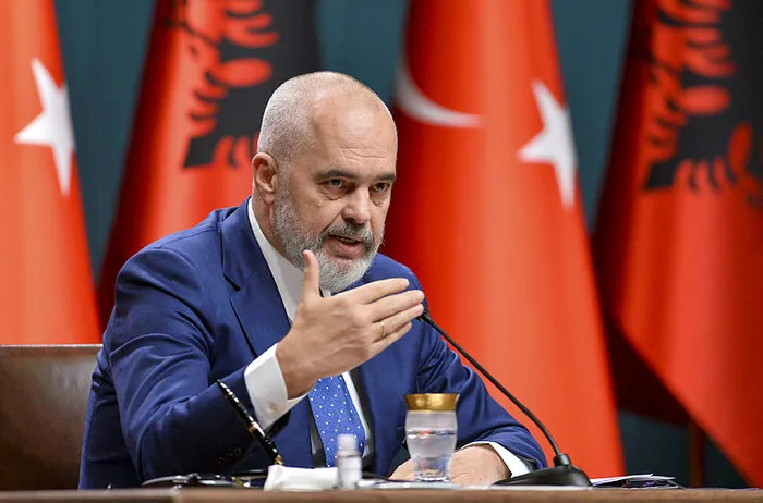 FETÖ’ye neşter! Arnavutluk Başbakanı Edi Rama kararı duyurdu