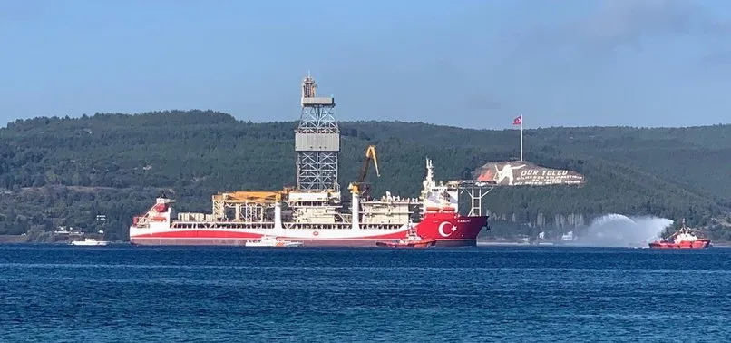 MSB: Kanuni'ye Deniz Kuvvetlerimize ait gemiler eşlik ediyor
