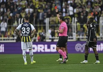 Fenerbahçe maçında kırmızı kart gören Al-Musrati, Beşiktaş taraftarından özür diledi