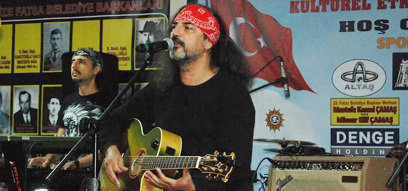 Çelik'i bazı hayranları Serdar Ortaç sandı!