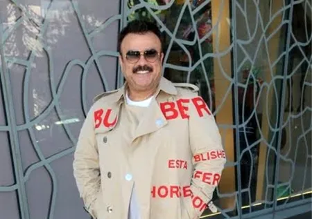 Bülent Serttaş 16 bin TL'lik ceketiyle olay oldu! Dua Lipa'ya özendi