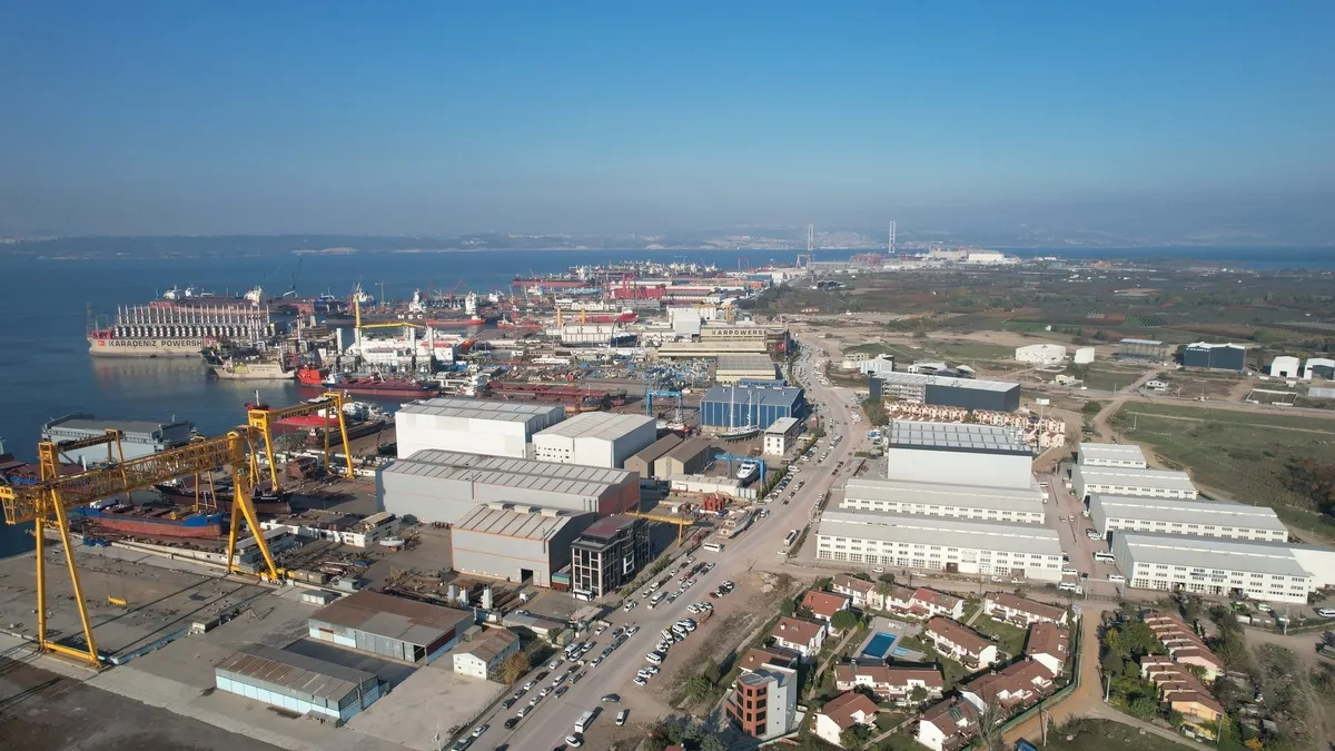 Yalova'daki tersanede tüp patlaması sonucu 4 kişi yaralandı