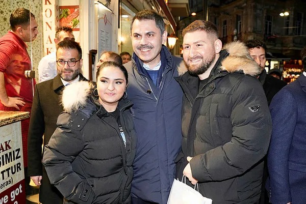 Murat Kurum’dan öğrencilere müjde! Toplu ulaşımda yüzde 40 indirim yapılacak! 1 Nisan’dan itibaren geçerli olacak...