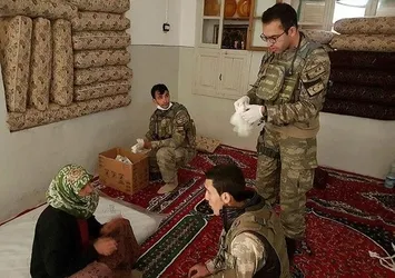 Mehmetçik'ten Afrin'de sağlık taraması
