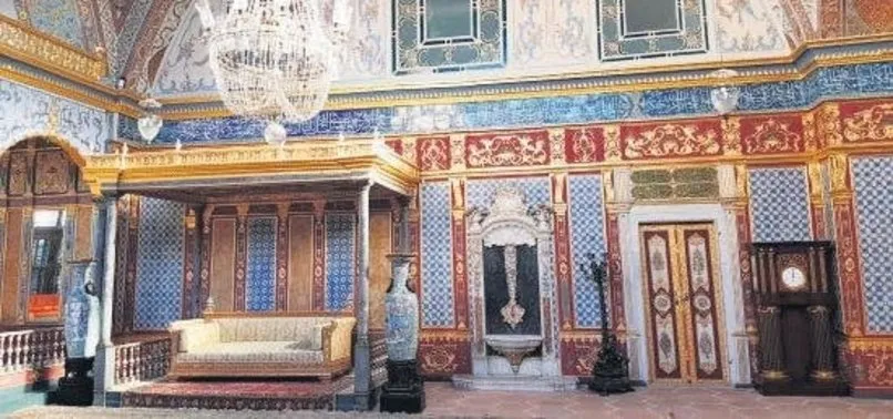 Topkapı Sarayı’nda restorasyon rezaleti! Duvarlarda incelmeler ve çeşitli delikler oluştu