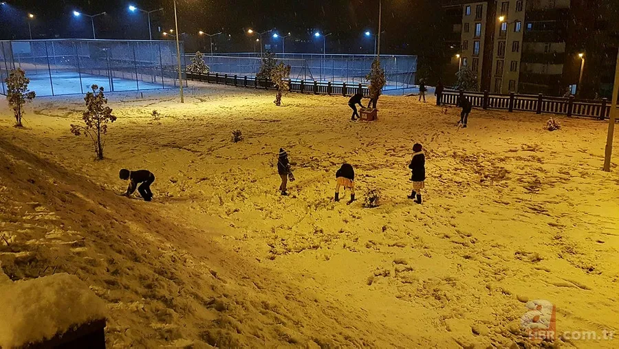 Meteoroloji'den sarı kodlu uyarı: Sıcaklıklar 5 derece düştü! Sağanak yağış, fırtına, buzlanma... 4