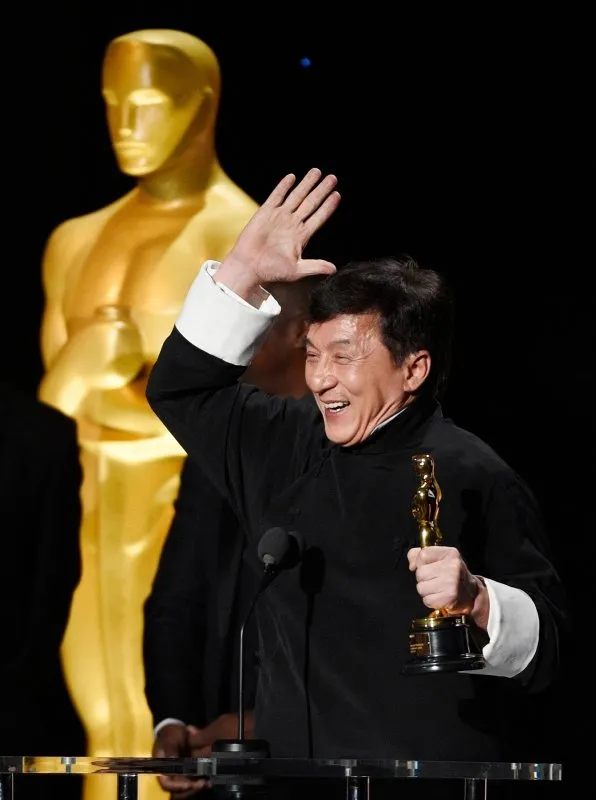 Jackie Chan’den koronavirüse panzehir bulana büyük ödül