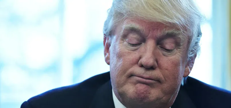 Trump ilk 2 ayında 2 büyük vaadinde tökezledi