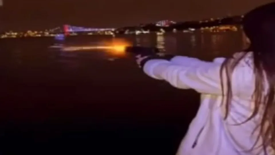 Sosyal medyada beğeni uğruna magandalık yapan iki genç gözaltına alındı!
