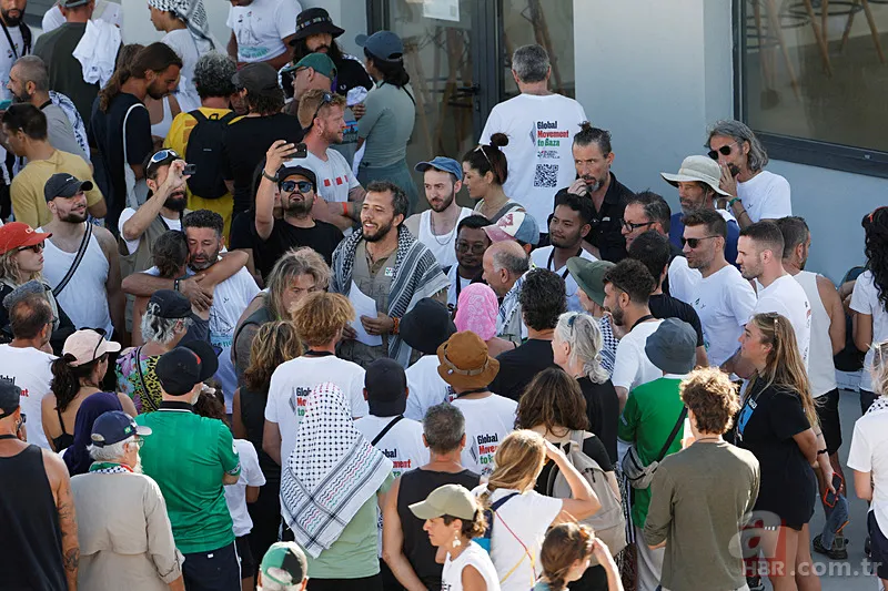 Liam Cunningham Gazze yolunda: “İnsanlık çukuruna düştük” 3