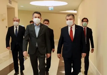 Sağlık Bakanı Fahrettin Koca ve Bakan Pakdemirli'den koronavirüs görüşmesi
