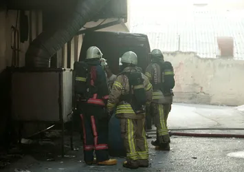 Zeytinburnu’nda fabrika yangını
