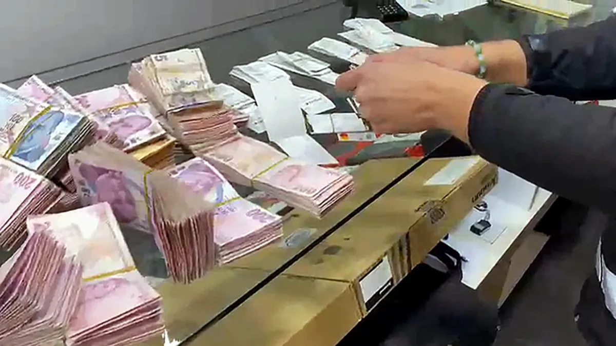 Adana’da pos tefeciliği operasyonu: 12 gözaltı