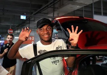 Jackson Muleka resmen Beşiktaş'ta