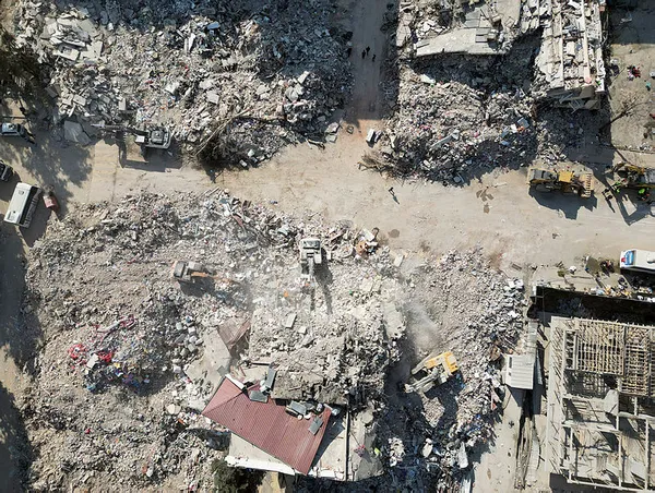 Kat yüksekliklerine kısıtlama kararı! Bakan Murat Kurum duyurdu: Depremde etkilenen illerde yeni imar planı çalışmaları yapıyoruz