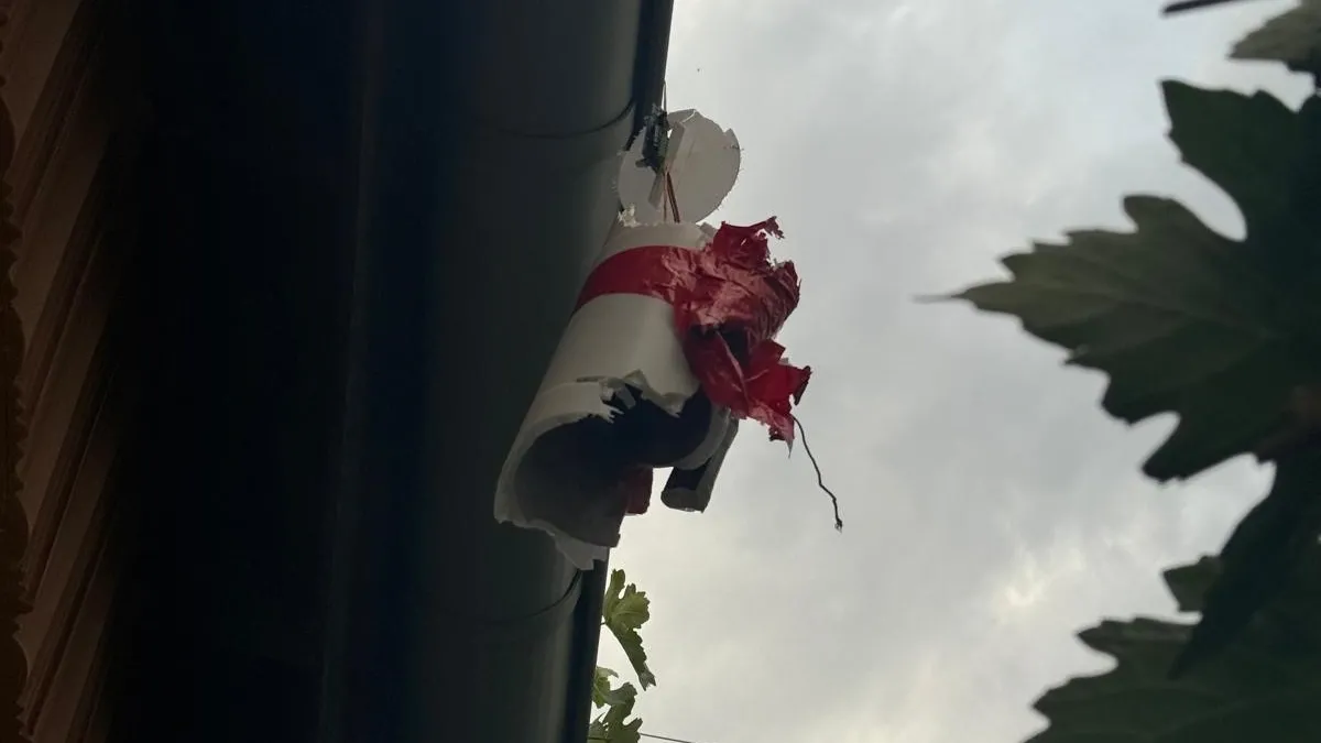 Kayseri’de eğitim roketi evin çatısına düştü: 1 yaralı